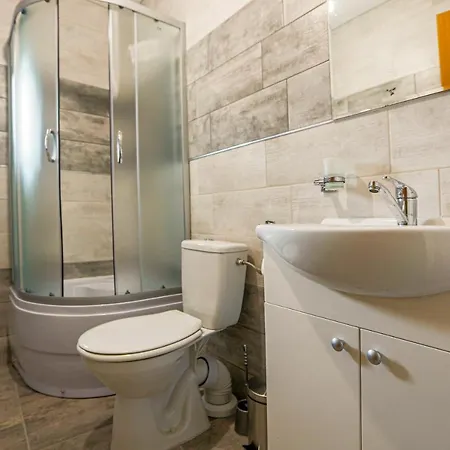 Aparthotel Vaias Aparts *