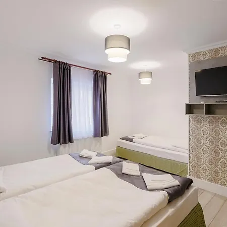 Vaias Aparts Aparthotel Targu Neamt