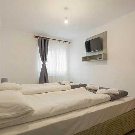 Vaias Aparts Aparthotel *