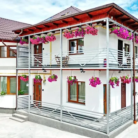 Vaias Aparts Aparthotel